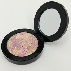 Vincent Longo Pearl X Eyeshadow in Gypsy Rose